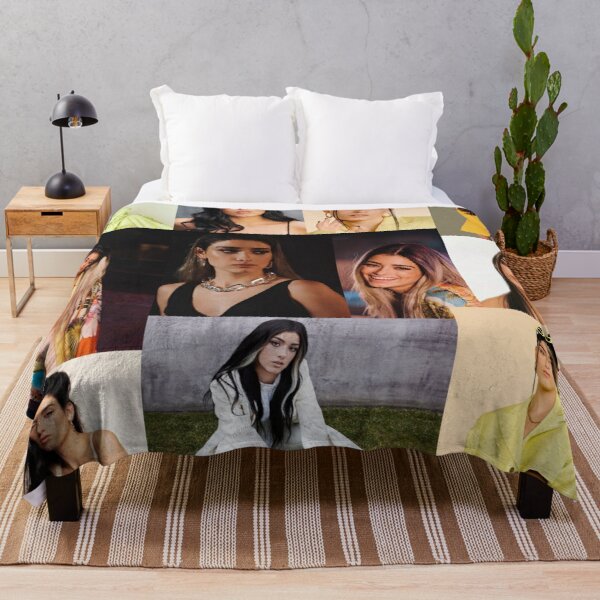 Dixie D'Amelio collage Throw Blanket RB1602 product Offical Charli Damelio Merch